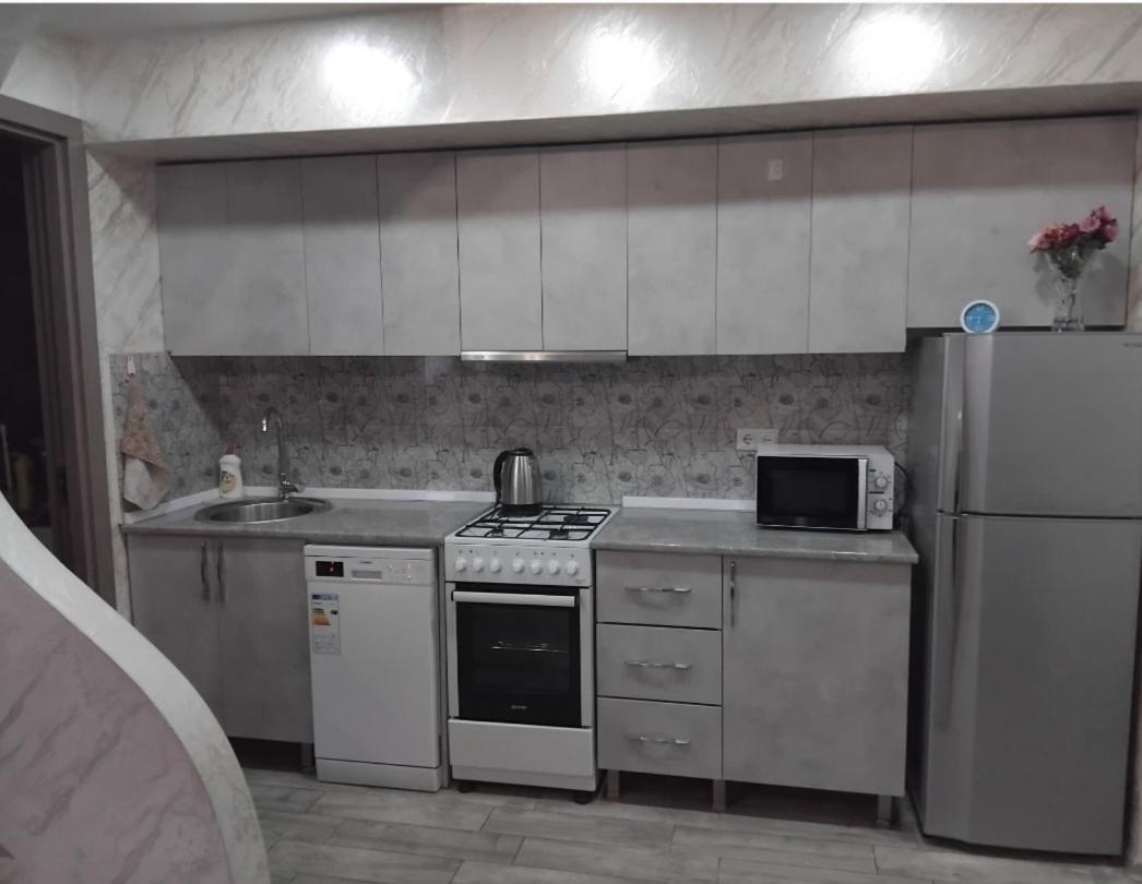 Apartament With Sea View Batumi Exterior photo